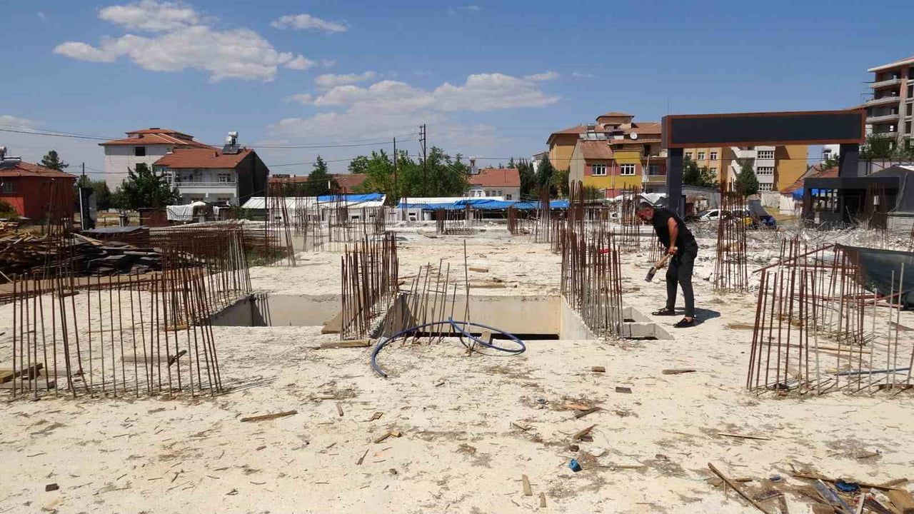 Malatya'da kentsel dönüşümde şüpheli beton: müteahhit projeyi durdurup yıkım talep etti
