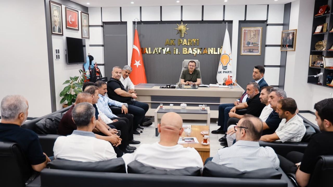 Malatya ticaret ve sanayi odası başkan adayı Boyraz'dan AK Parti il başkanı Ali Bakan'a ziyaret