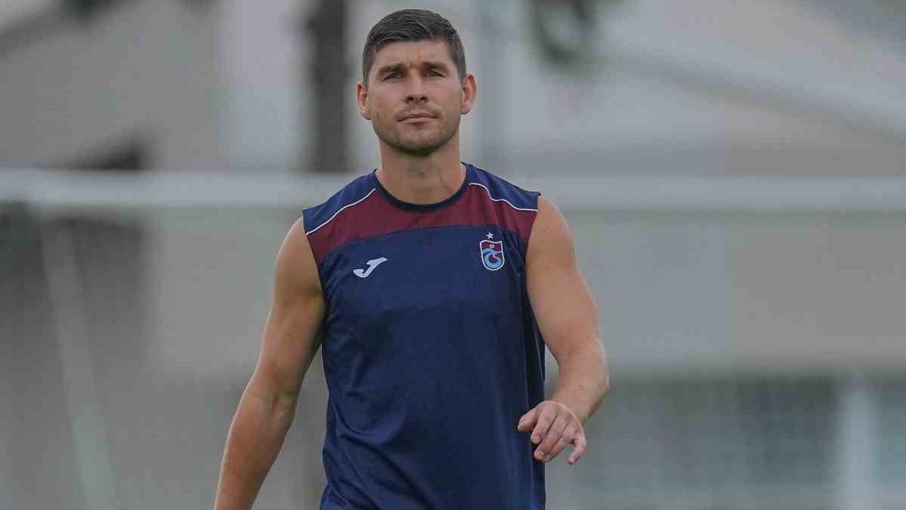 Malinovskyi'nin sol dizindeki ödem maç kadrosunu etkiledi