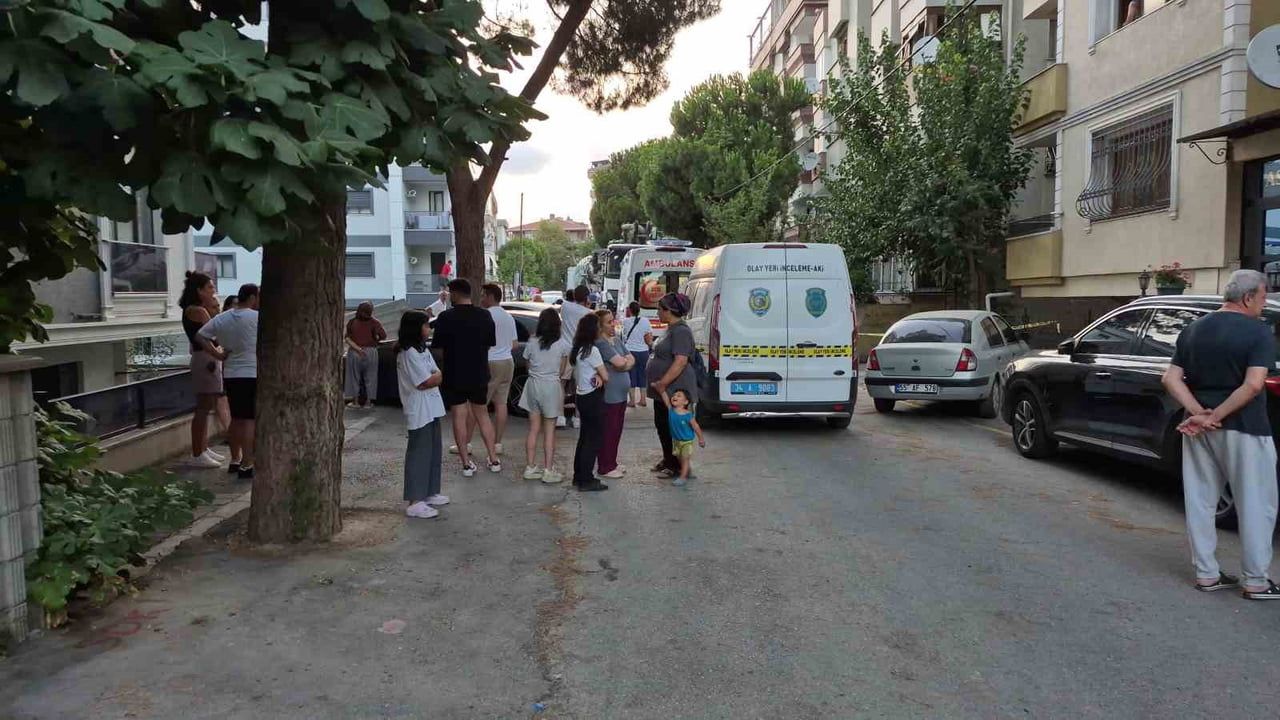 Maltepe'de beton mikseriyle çarpışma: bir kadın hayatını kaybetti