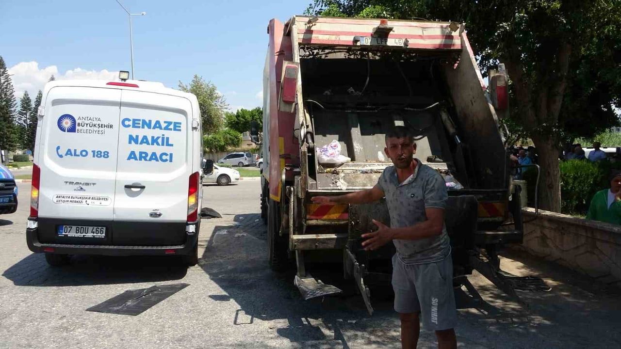 Manavgat'ta çöp kamyonunun altında kalan işçinin ölümü soruşturuluyor