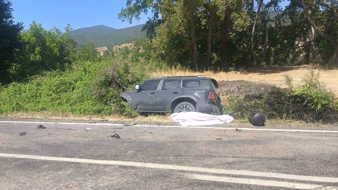 Manisa'da kaza: iki kardeş hayatını kaybetti, iki kişi yaralandı