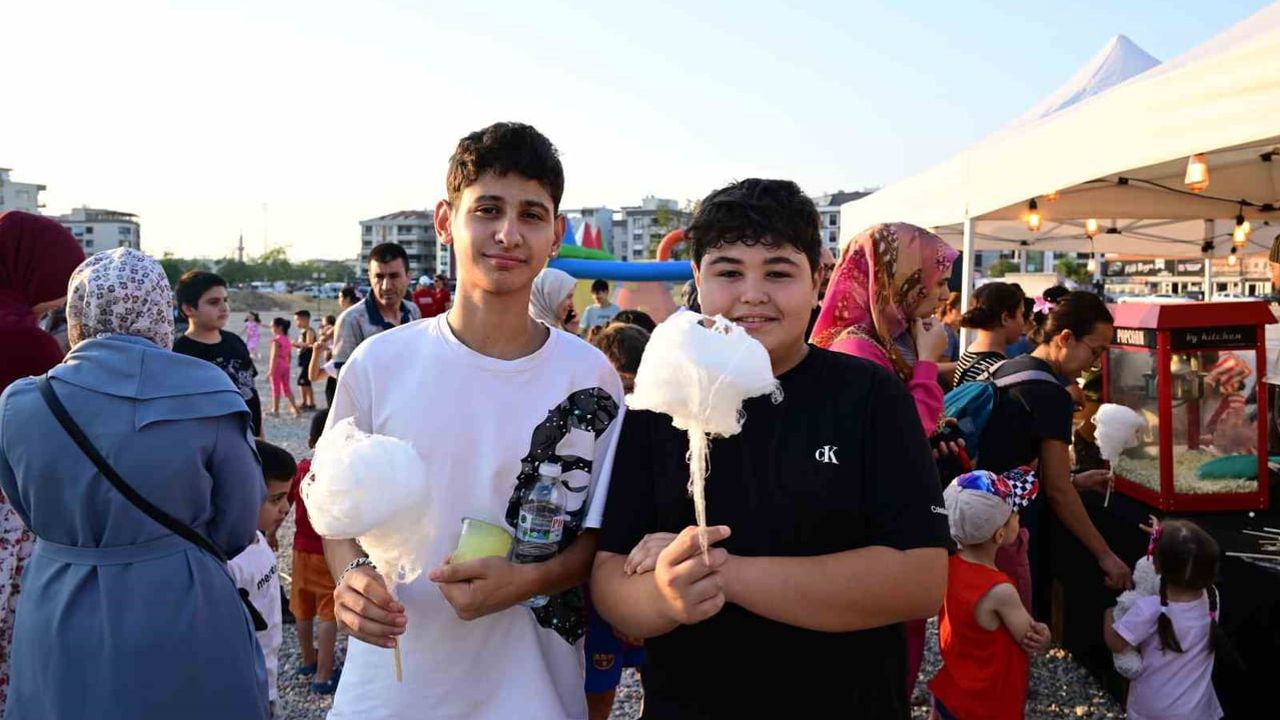 Manisa'da mahalle şenlikleri komşuluğu ve kültürü canlandırdı