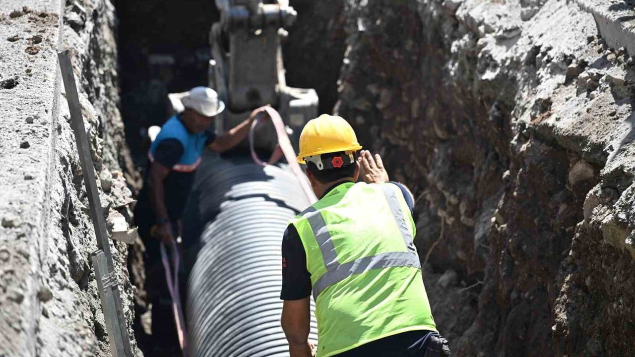 Manisa'da yıllardır süren taşkın kabusu yeni drenaj hattıyla sonlanıyor