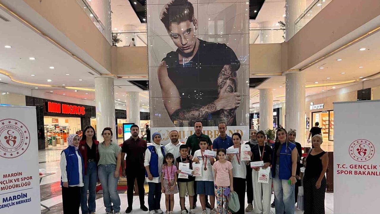 Mardian Mall'da mangala coşkusu: gençler stratejiyle yarıştı