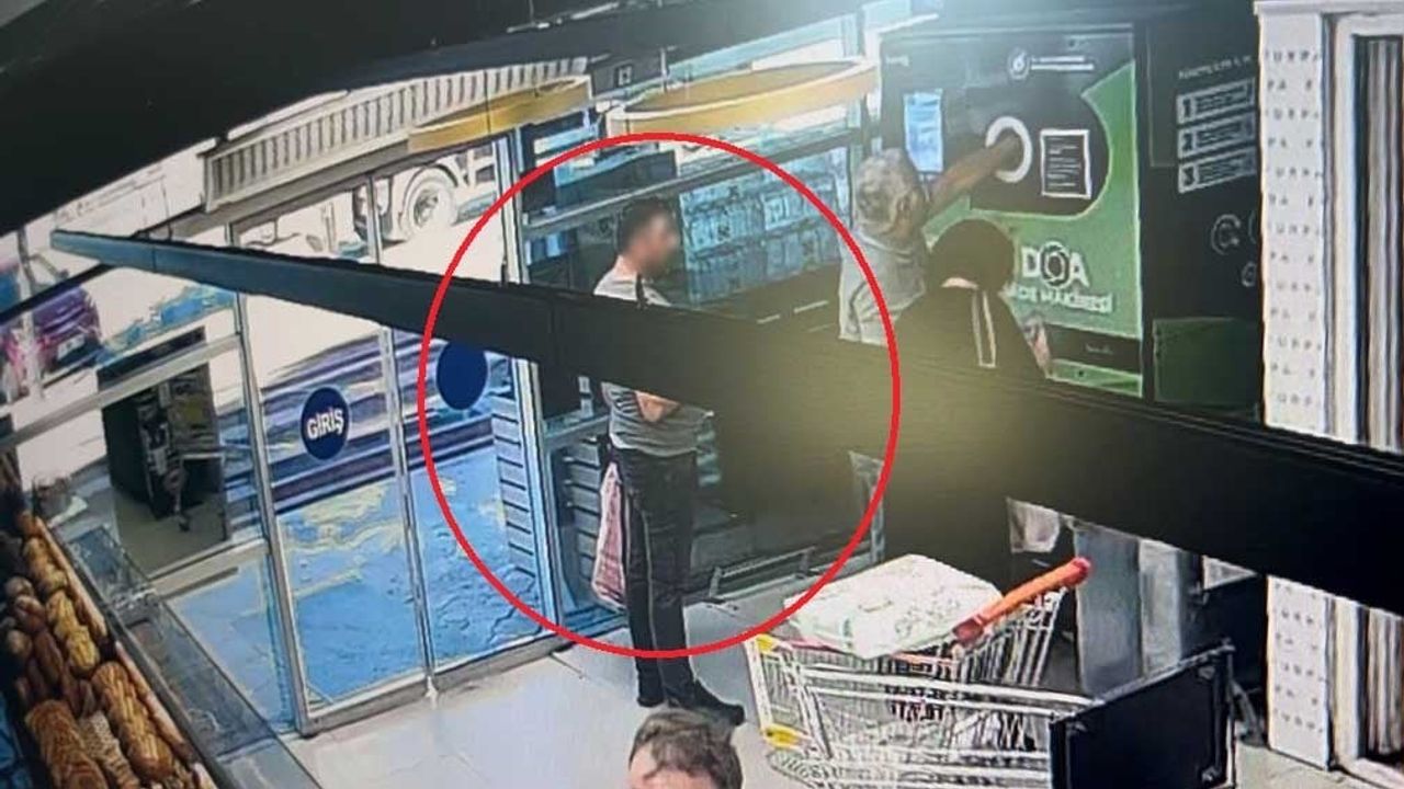 Markette çantasını doldurdu, DOA sırasına girip 440 paket sigarayla kaçtı