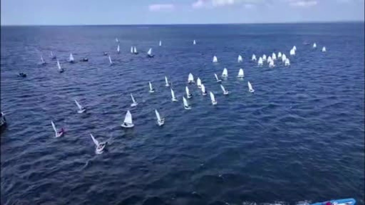 Marmara’da genç yelkenciler Olympos Regatta’da rüzgarla yarışıyor