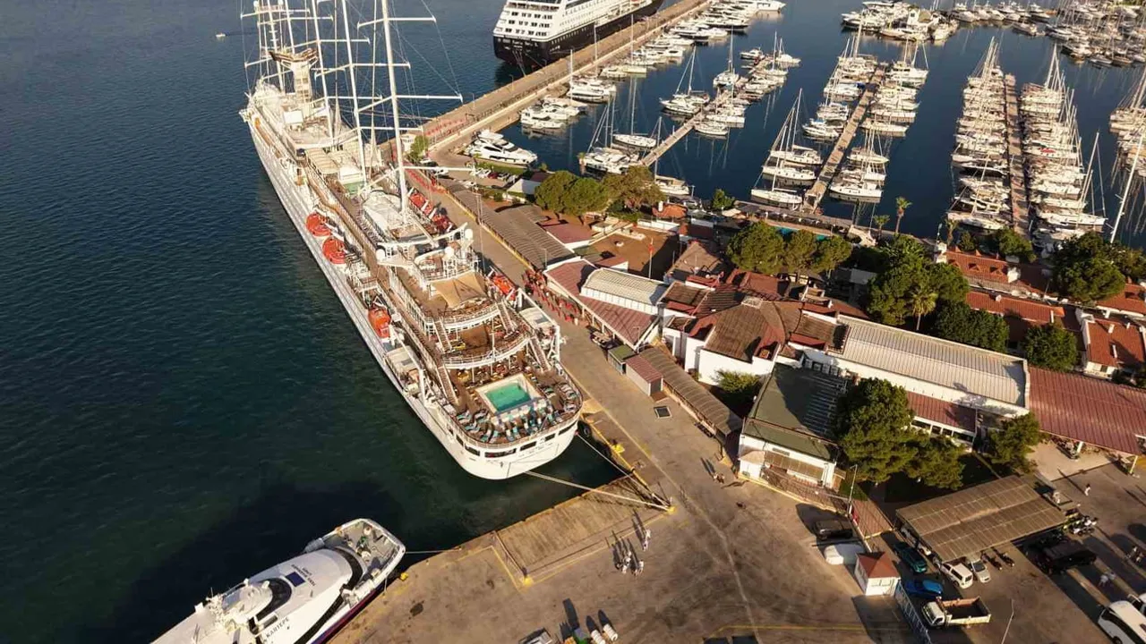 Marmaris kruvaziyer hedefini 150 gemyi yeniden görerek büyütmeyi planlıyor