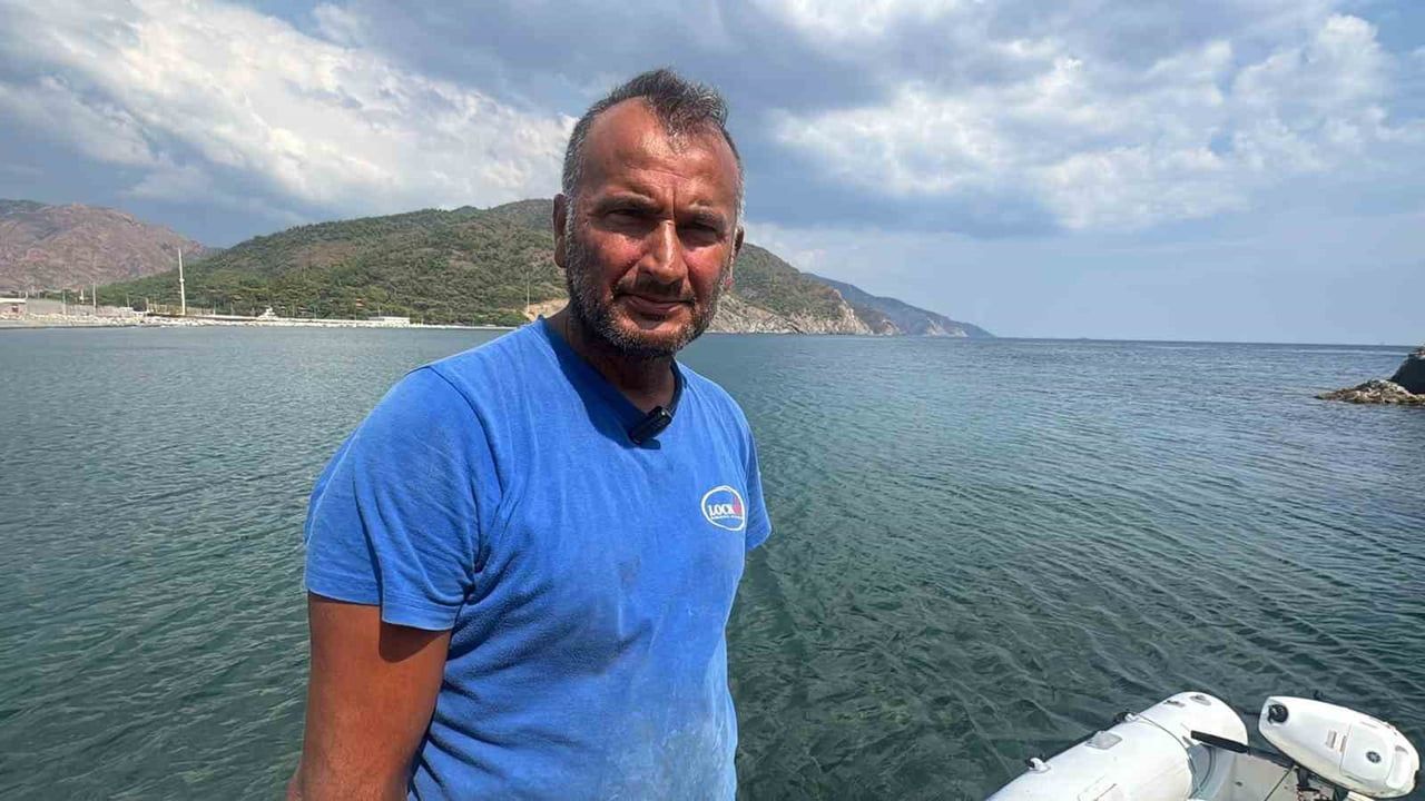 Marmaris'te zodyak botuyla erişilmez noktalara ekip taşıyan balıkçı