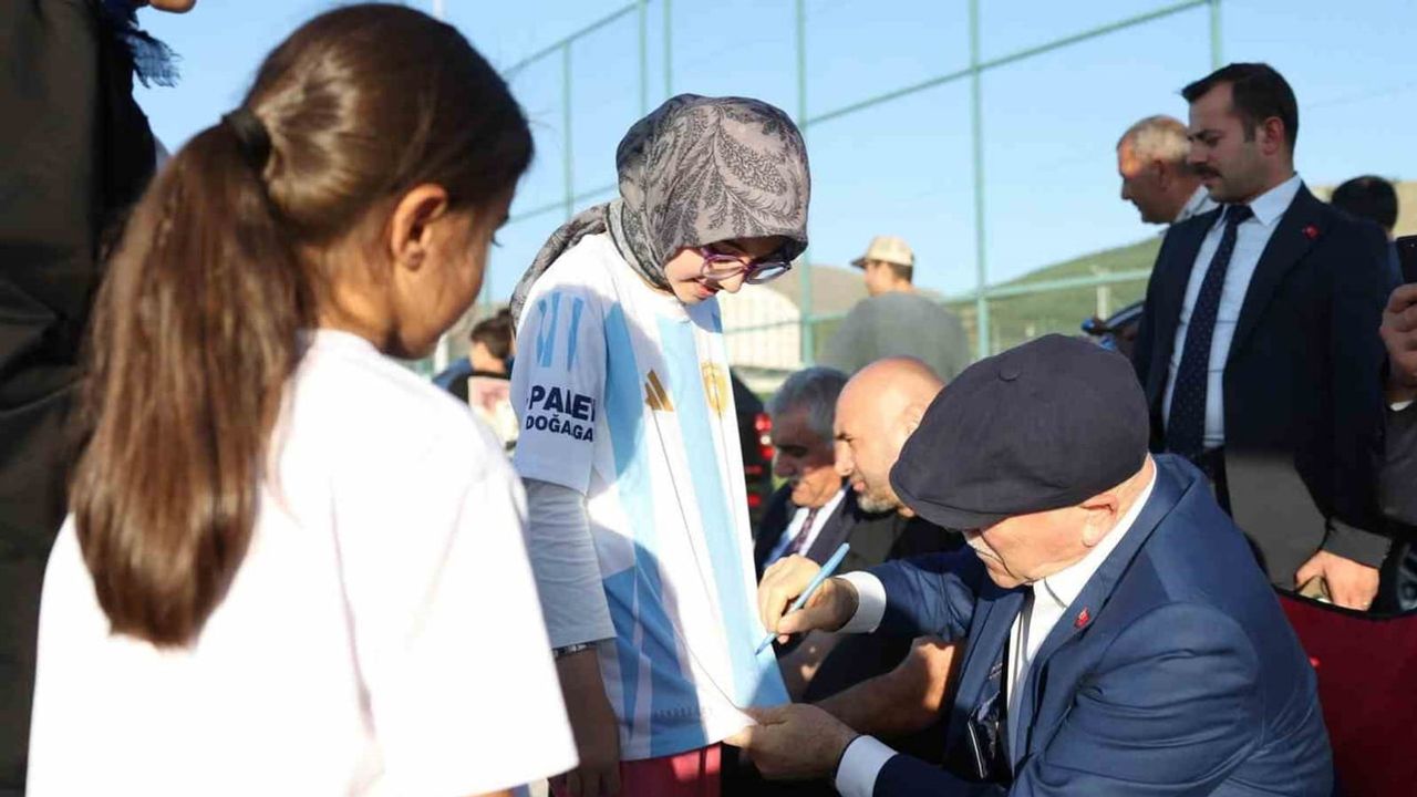 Mavi beyazın yanında: Başkan Sekmen'den birlik ve destek vurgusu