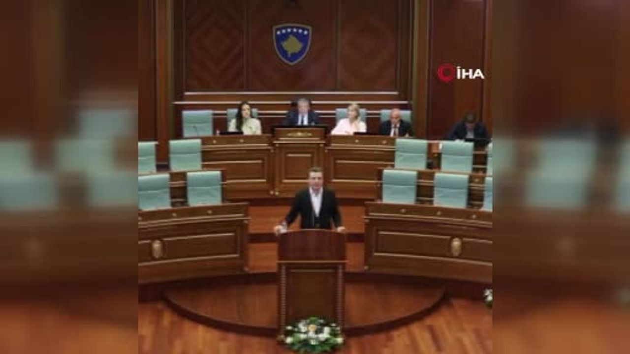 Meclis oturumunda Kurti’ye yumurtalı saldırı: oturum ara verildi