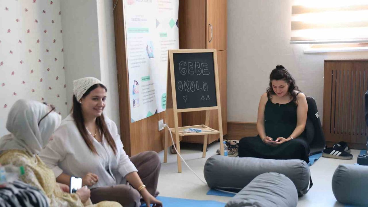 Medilines'te gebe okuluyle anne adaylarına kapsamlı doğum eğitimi