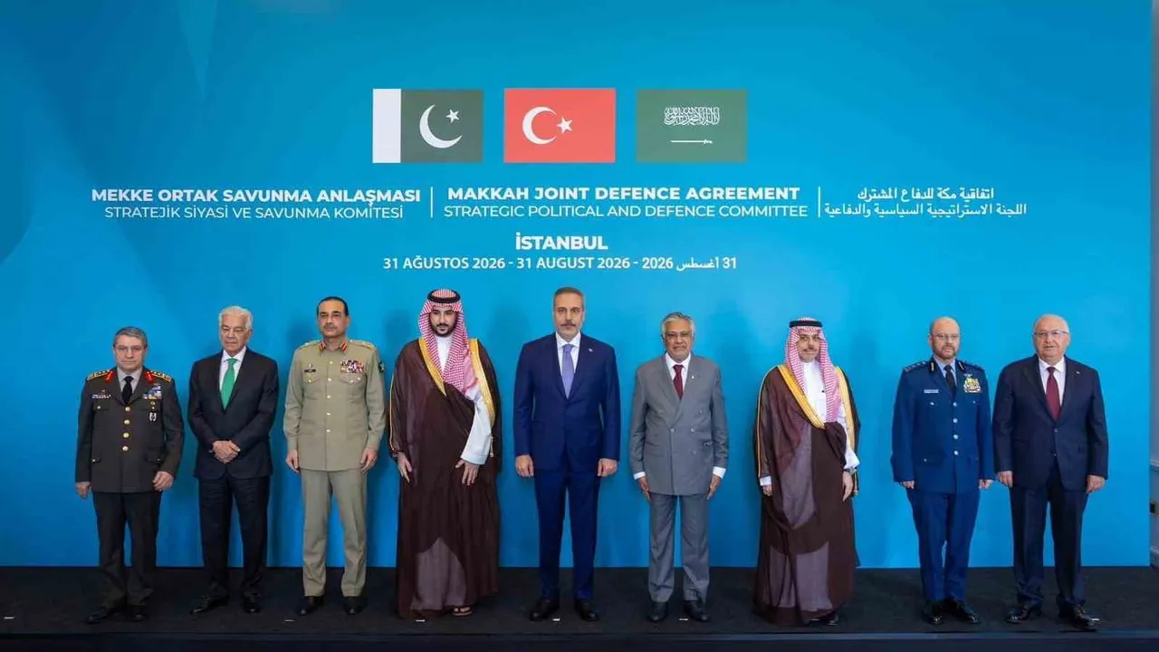 Mekke anlaşması gündemine oturdu: stratejik siyaset ve savunma komitesi ilk kez toplandı
