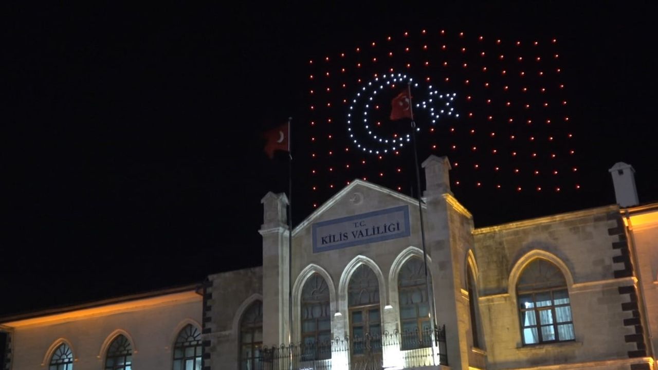 Mercidabık 510'uncu yılında Kilis'te konser ve dron gösterisiyle gökyüzü şenlendi