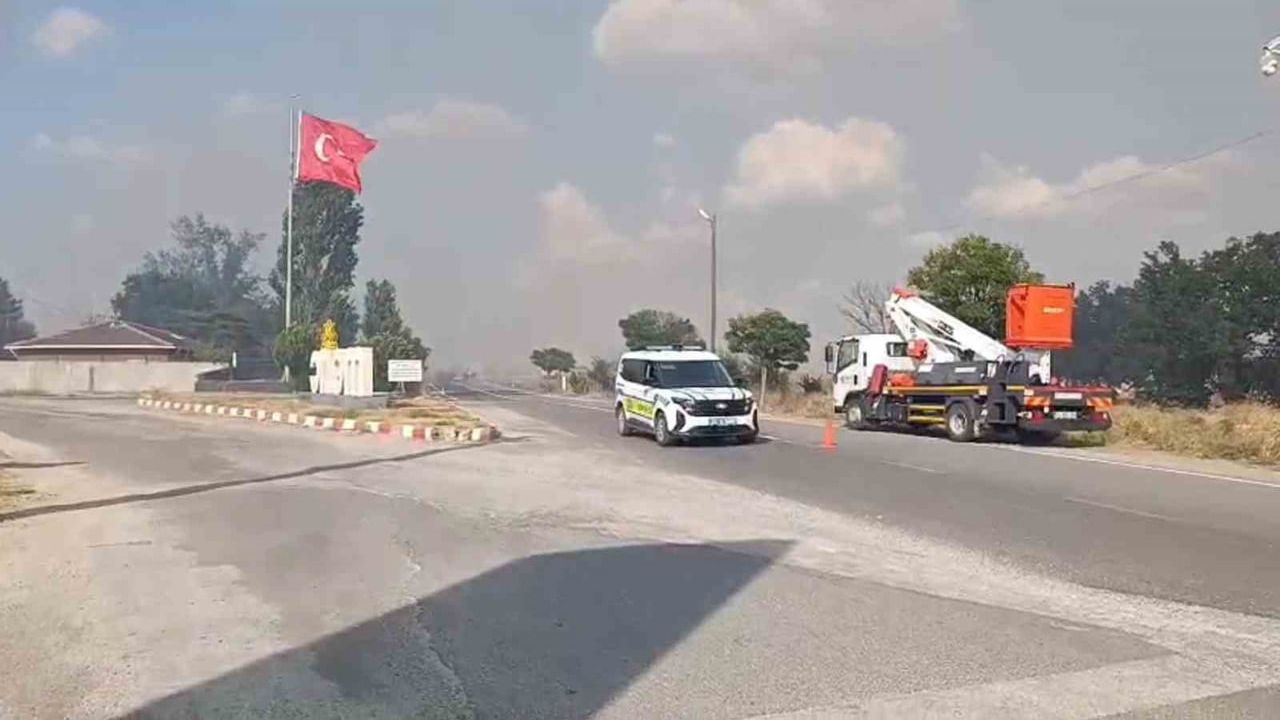 Meriç kırsalında anız yangını ormana taşındı, geniş çaplı müdahale devam ediyor