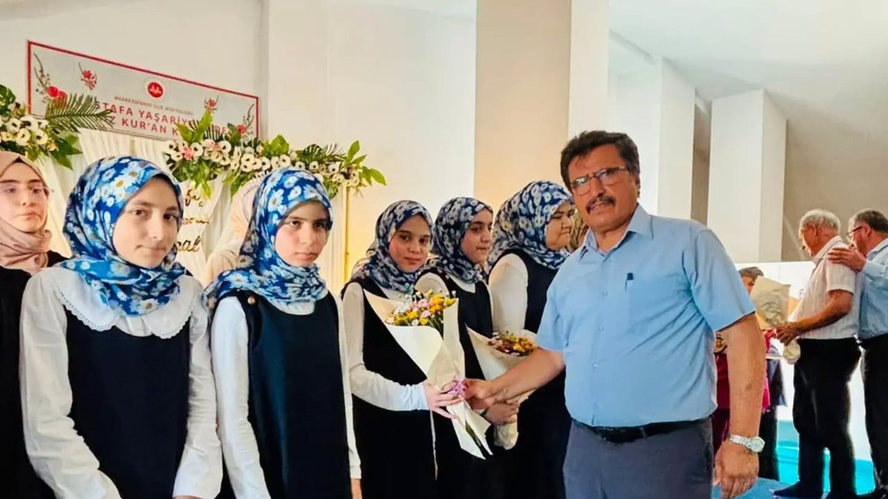 Merkezefendi'de azmi genç hafızı taçlandırdı