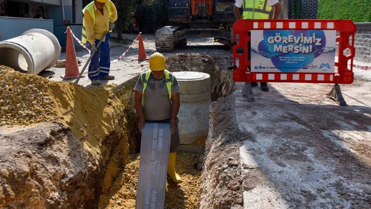 Mersin’de altyapı seferberliği: yağmur suyu hatlarına 6 bin 400 metre ekleme