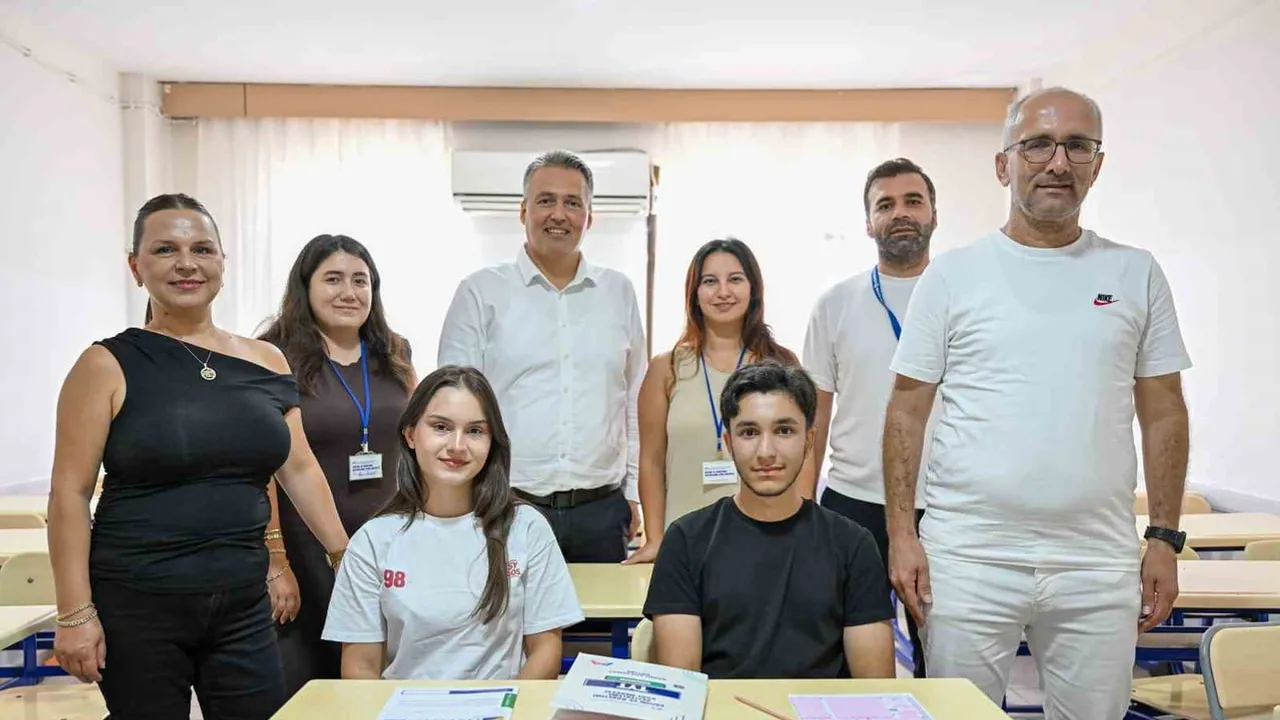 Mersin'de ücretsiz kurs desteğiyle 396 öğrenci üniversiteli oldu