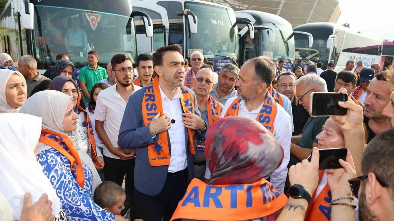 Mersin'den Ankara'ya birlik yürüyüşü: 13 ilçeden 40 otobüsle 2 bin 500'ün üzerinde katılım
