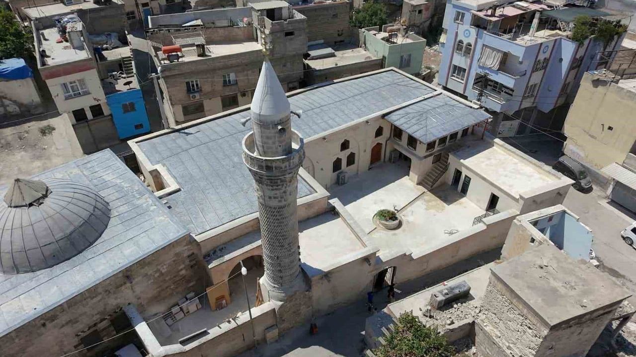 Mevlid kandili'nde depremzede iki vakıf eseri yeniden ibadete açılıyor