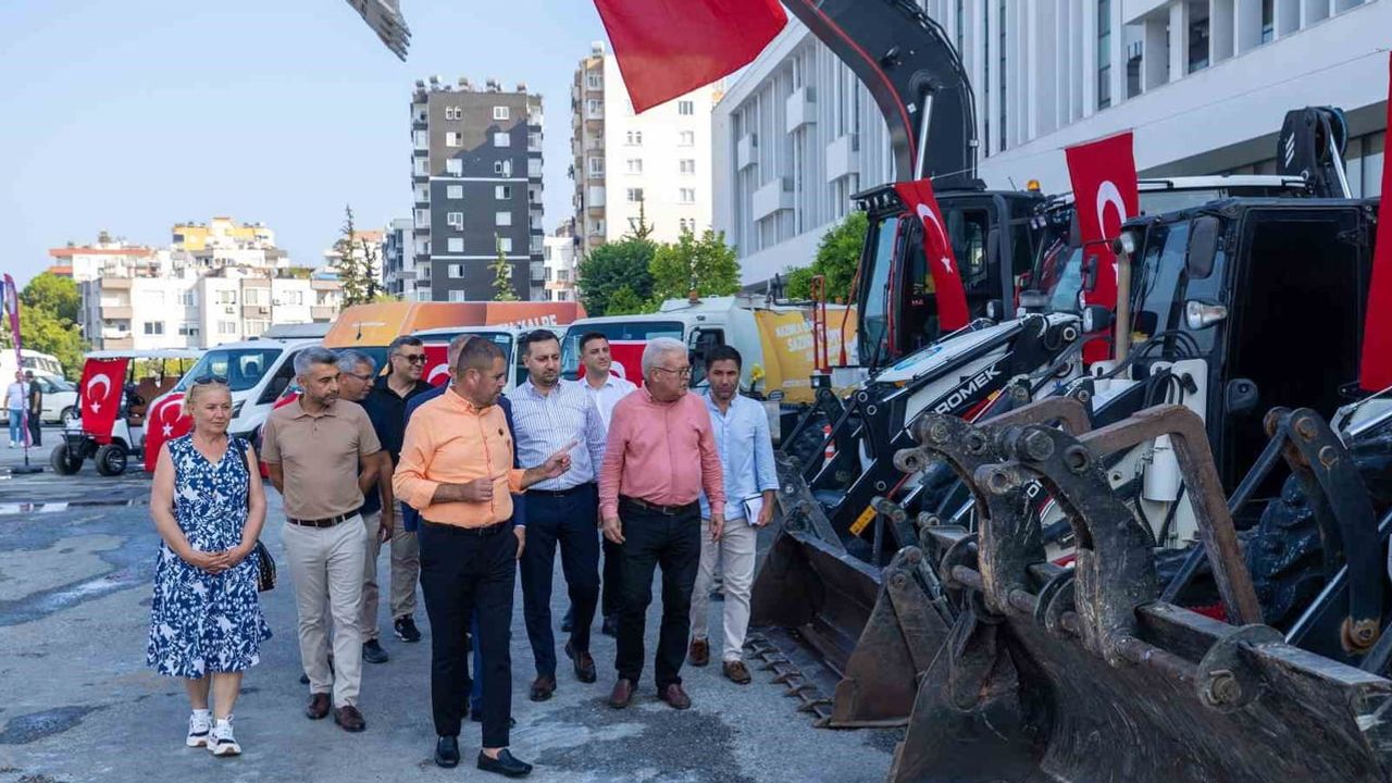Mezitli'nin hizmet hızı yeni araçlarla yükseliyor