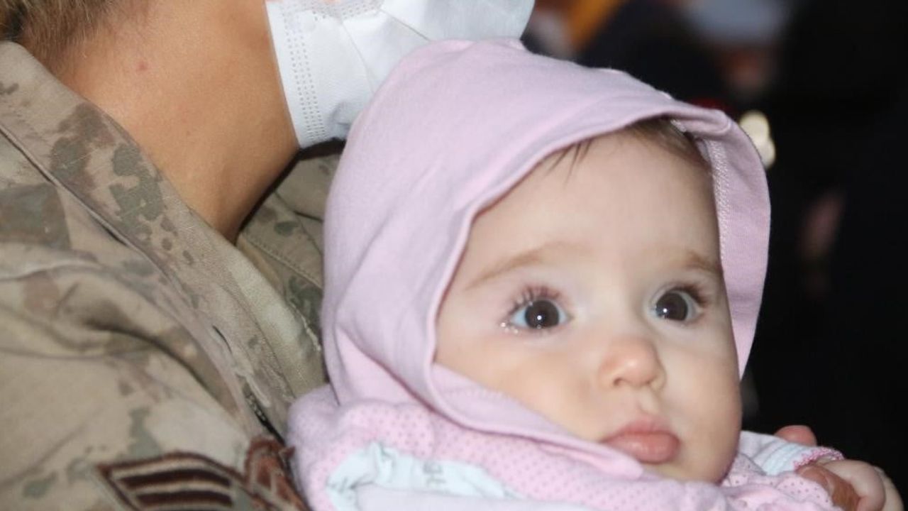 Minik şehit kızının ‘Erzurum’un en büyük kahramanı’ yanıtı yürekleri burktu