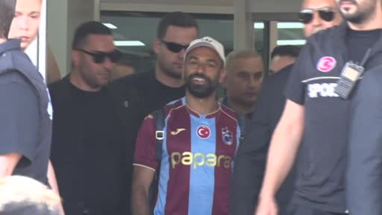 Mısırlı futbolcu Muhammed Salah İstanbul'da