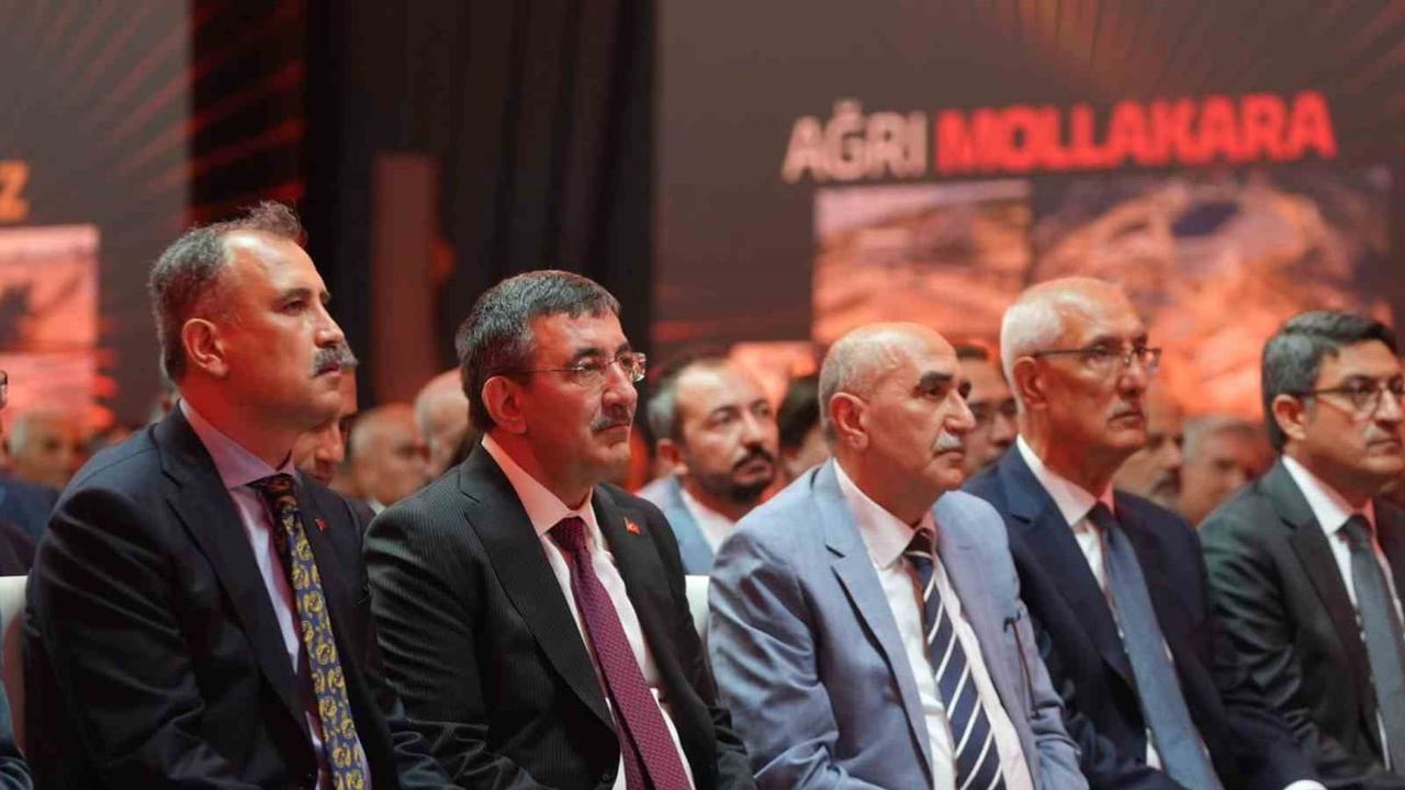 Mollakara madeni Ağrı'ya üretim ve istihdam getiriyor