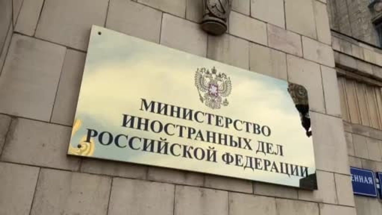 Moskova'da bakanlıkta 25 dakika: Japonya büyükelçisi Muto'ya Rusya'dan sert uyarı