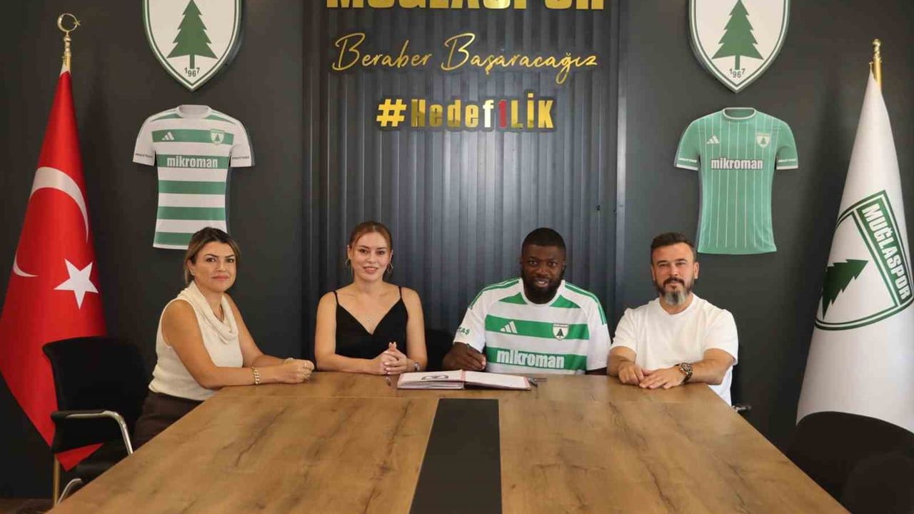 Muğlaspor tecrübeli forvet Ibrahim Sissoko ile anlaştı