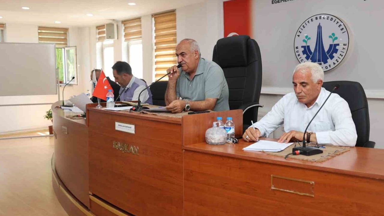 Muhtar erdinç altun’un adı saltuklu’da bir caddeye verildi