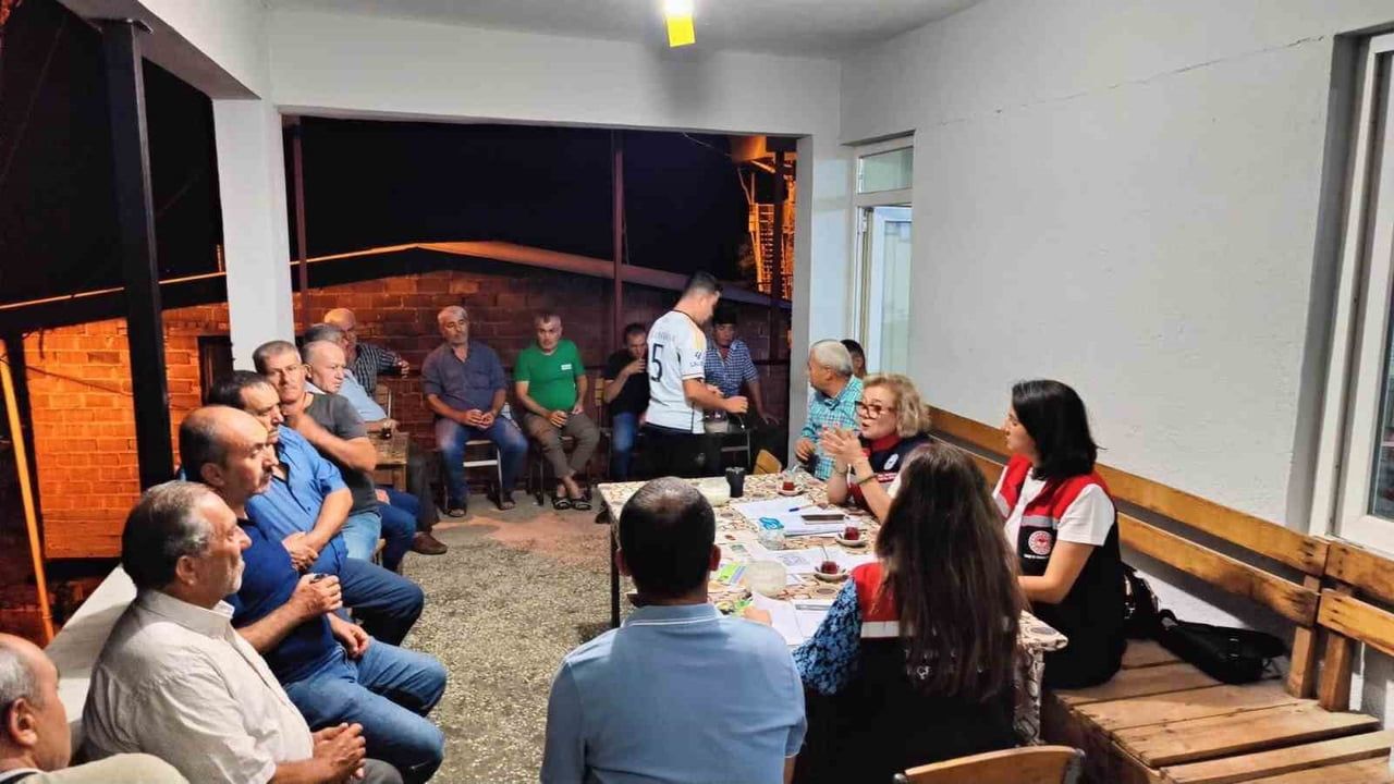 Nazilli üreticilerine incirde kalite ve gıda güvenliği rehberi verildi