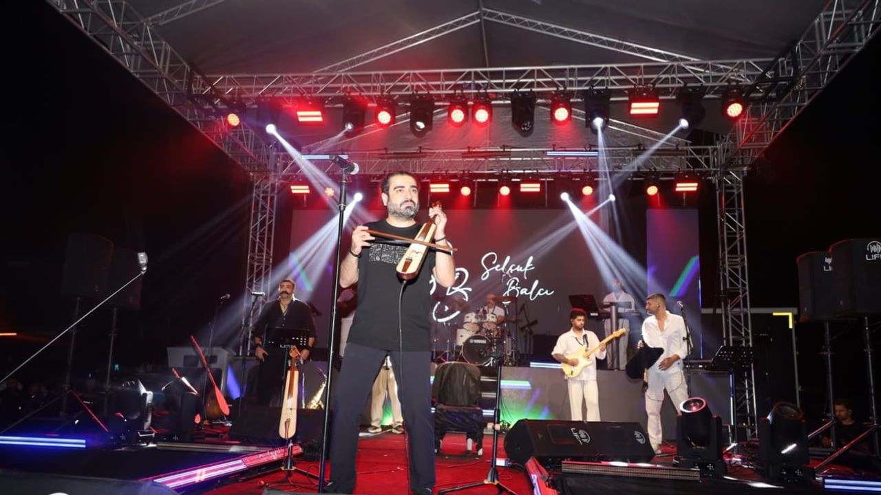 NebiyanFest’te Selçuk Balcı ile Karadeniz ezgileri coşkuyla yankılandı