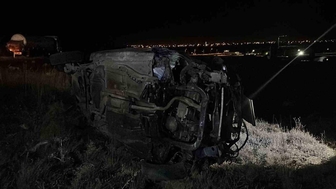 Niğde-Adana karayolunda kafa kafaya çarpışma: biri ağır, yedi yaralı