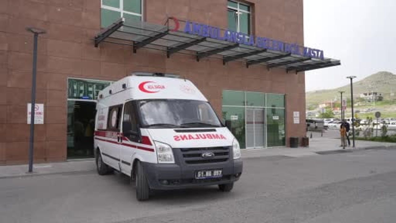 Niğde'de öğle yemeği şikayeti: 41 çalışan hastaneye başvurdu