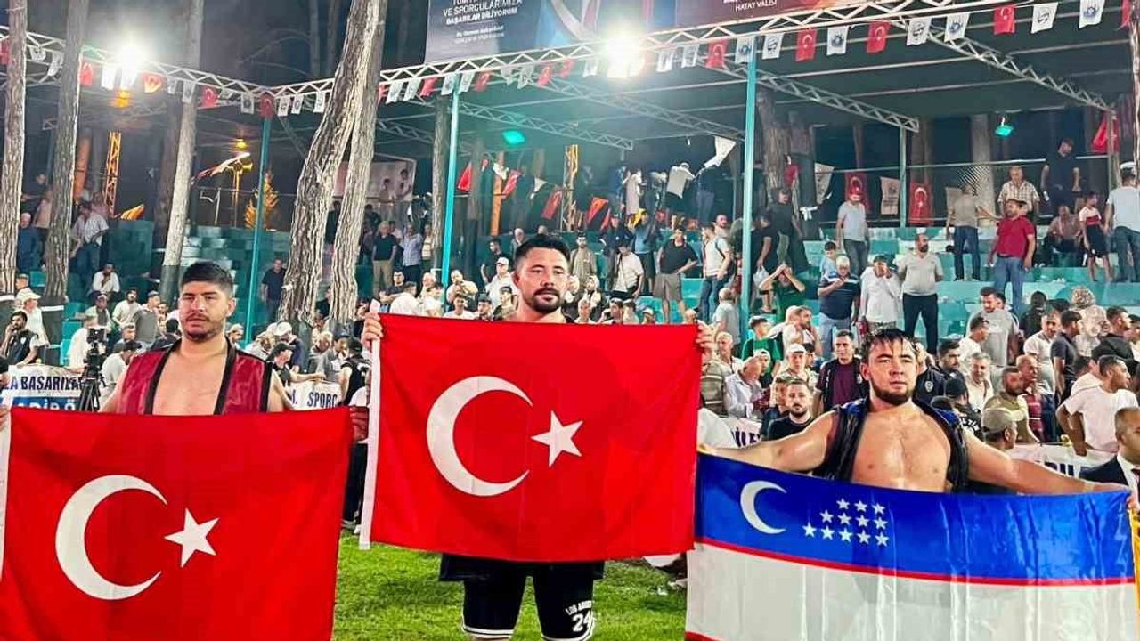 Niğde'nin aba güreşçisi Yasin Genç, Türk Devletleri Dünya Aba Güreşi Şampiyonası'nda gümüş madalya kazandı