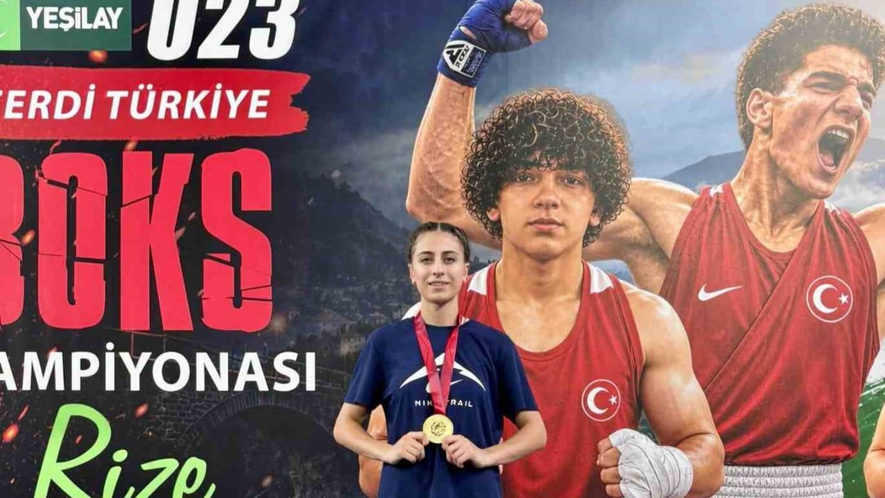 Niğdeli genç boksörler Rize'de kürsüye çıktı
