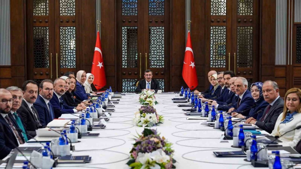 Nüfusun dinamizmini korumaya yönelik aile destekleri öne çıktı