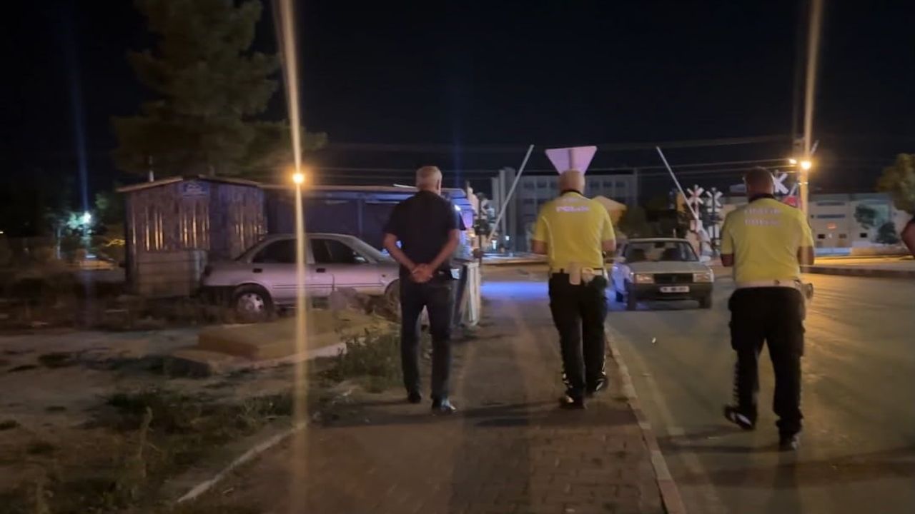 Oğlunun cezasına yetişmeye çalıştı, kendi cezası daha ağır oldu