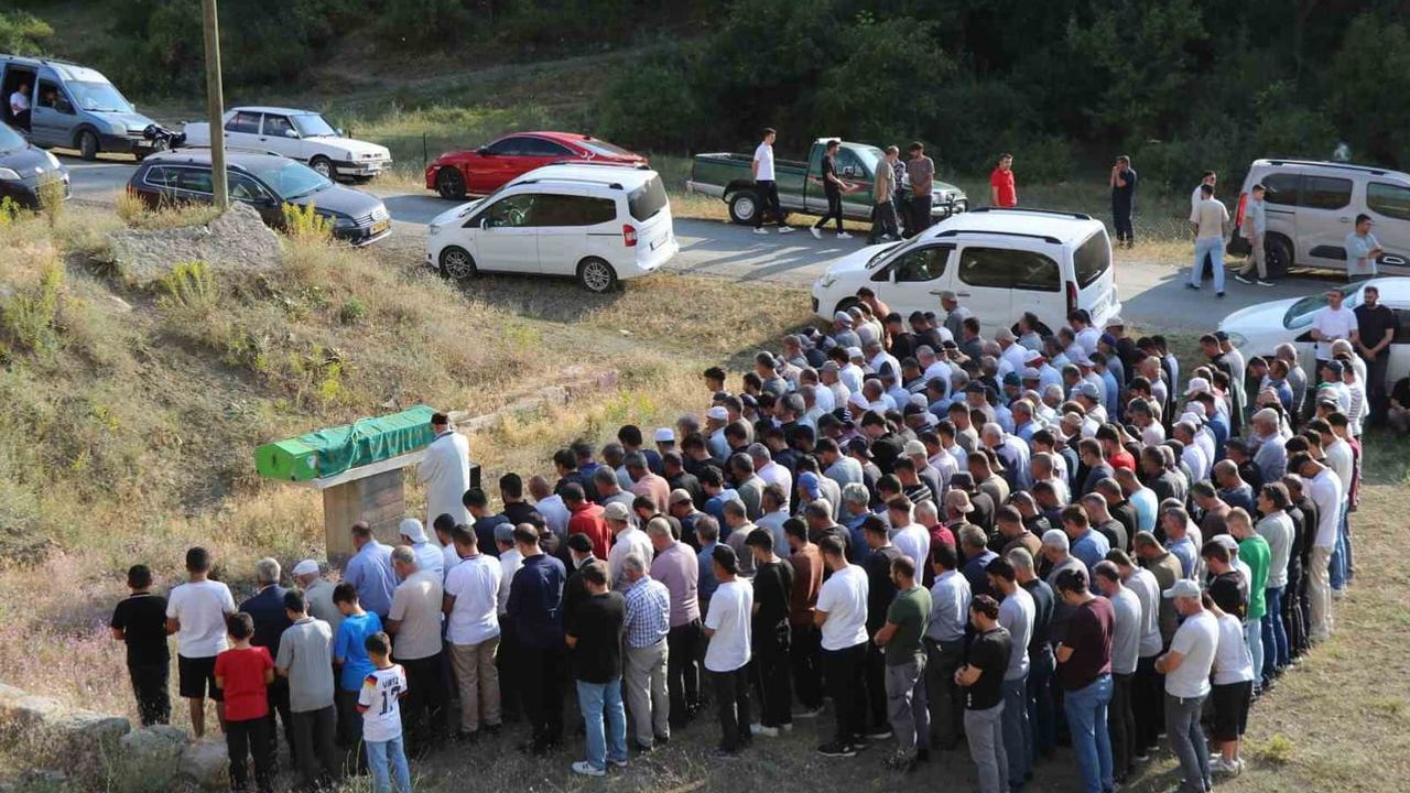 Oltu'da hafriyatla oluşan gölet 12 yaşındaki Ertuğrul'ün yaşamını yitirmesine neden oldu