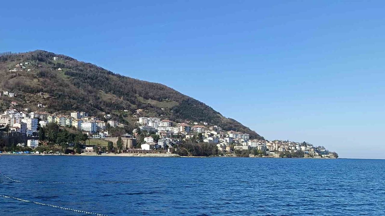 Ordu'da rüzgar tehlikesi: sahiller iki gün yüzmeye kapatıldı
