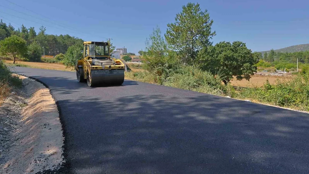 Orhaneli'de Karagöz Mesire Alanı bağlantı yolu yenilendi