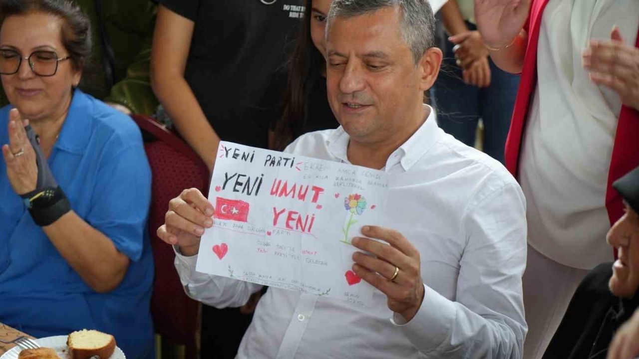 Özgür Özel'den canlı yayın meydan okuması ve yeni siyaset vaadi