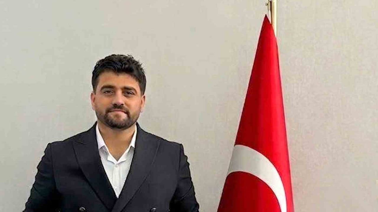 Özgürlük meşalesi 104 yaşında: Atilla Sarıkaya'dan 30 Ağustos Zafer Bayramı mesajı