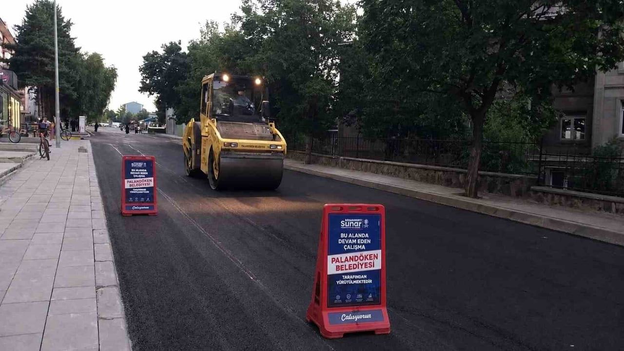 Palandöken’de cadde ve sokaklarda kapsamlı asfalt atağı