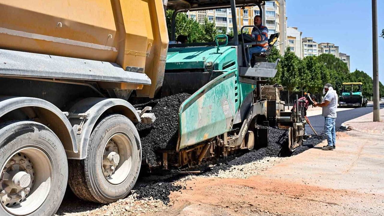 Panayır’da yağmur suyu ve asfaltla ulaşım konforu artıyor
