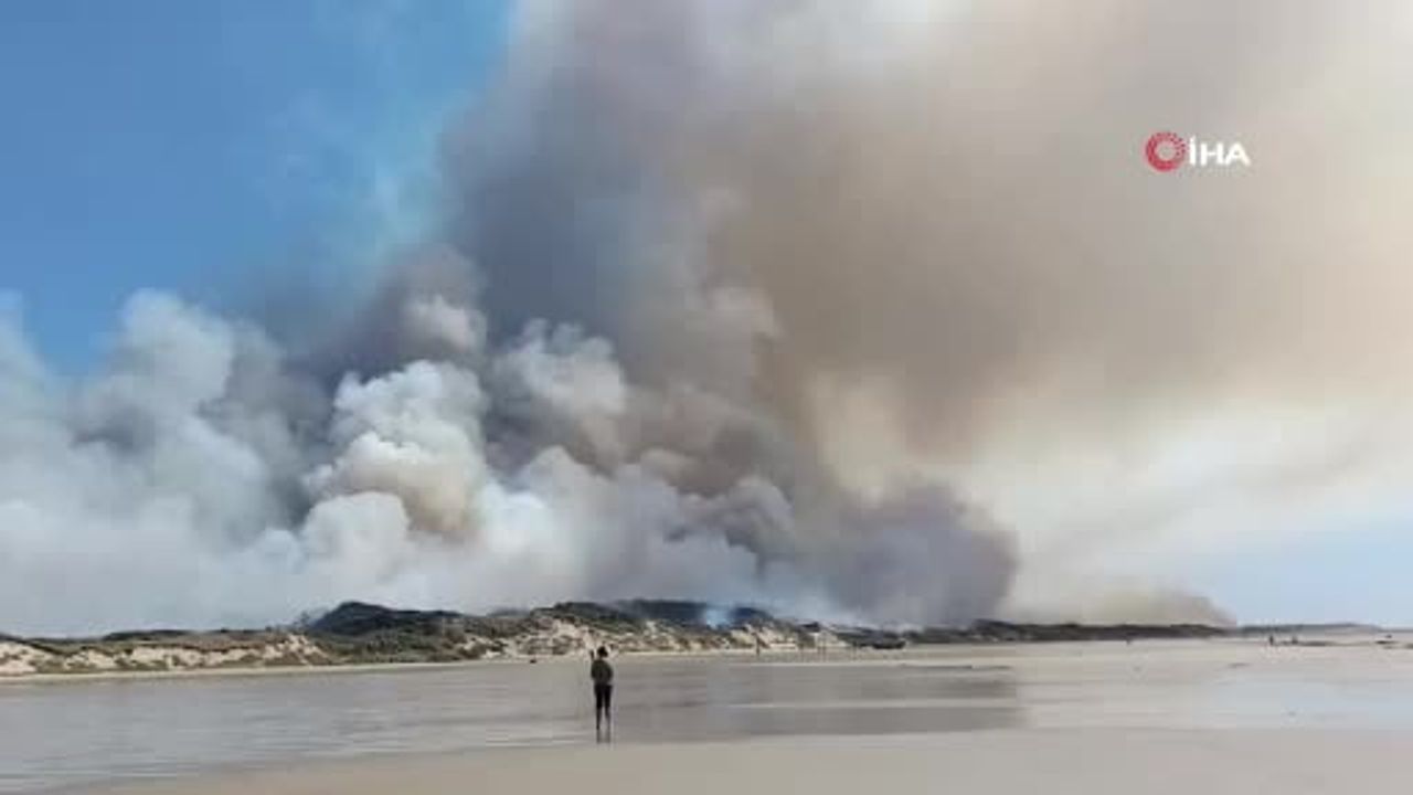 Pas-de-Calais'te iki orman yangını kamp alanından 1.200 kişiyi tahliye ettirdi