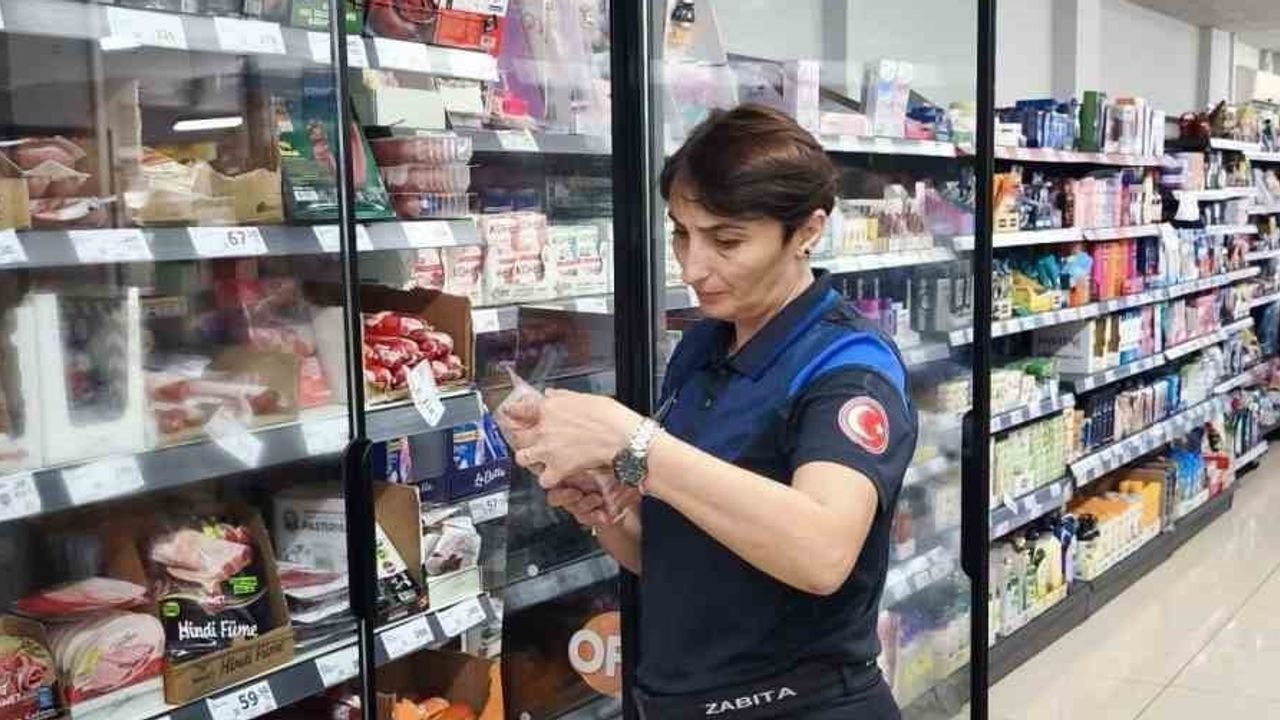 Pazar raflarında güvenlik: Devrek zabıtasından kesintisiz market denetimi