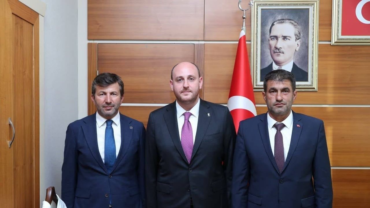 Pazarlar'da görev değişimi: Yusuf Ertaş ilçe başkanlığına atandı