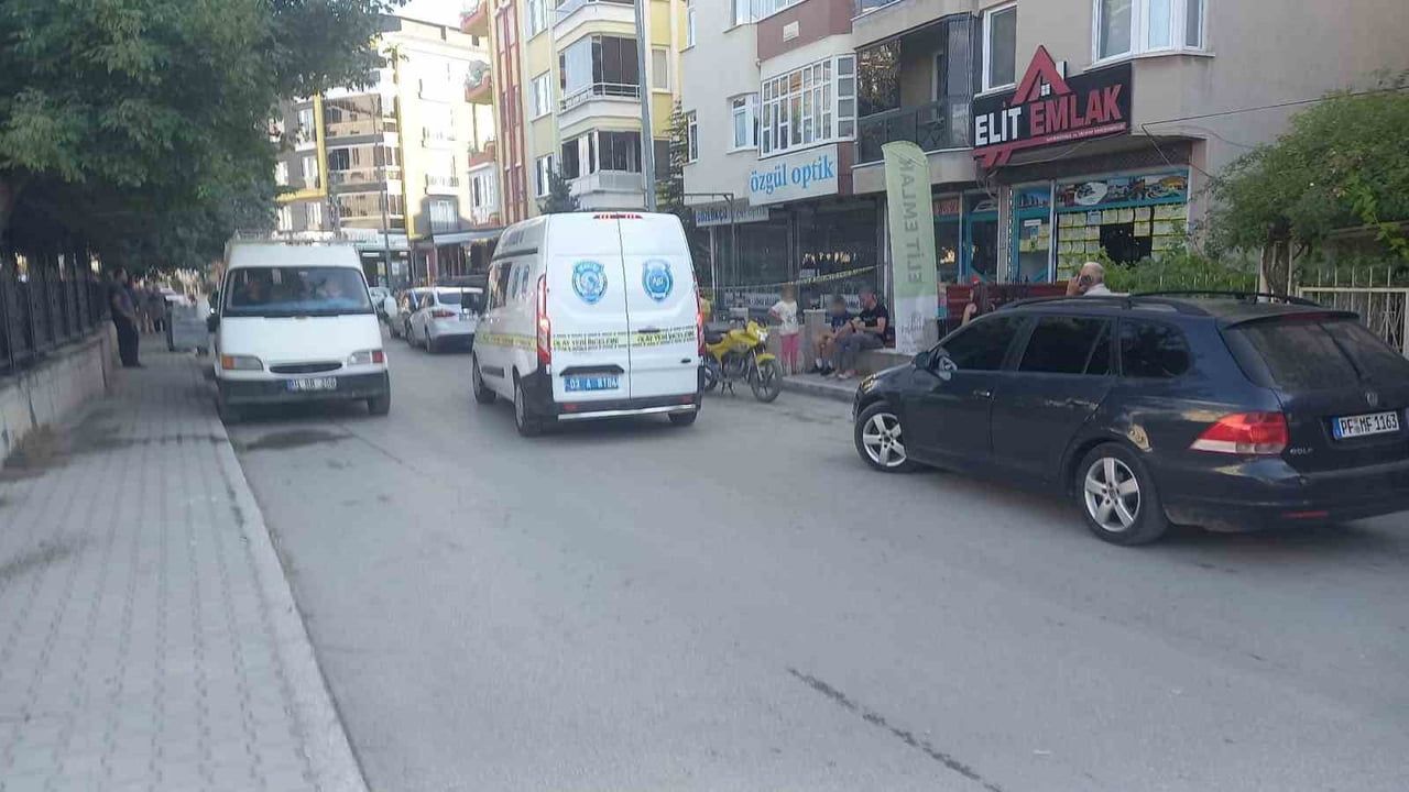 Pencereden düşen 62 yaşındaki kadın Sandıklı'da yaşamını yitirdi